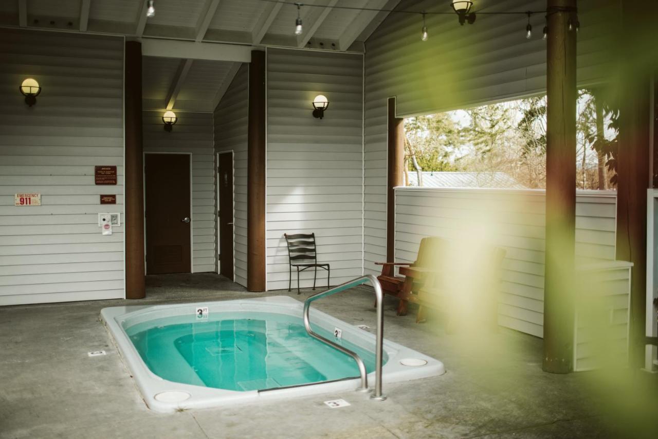Friday Harbor Suites エクステリア 写真